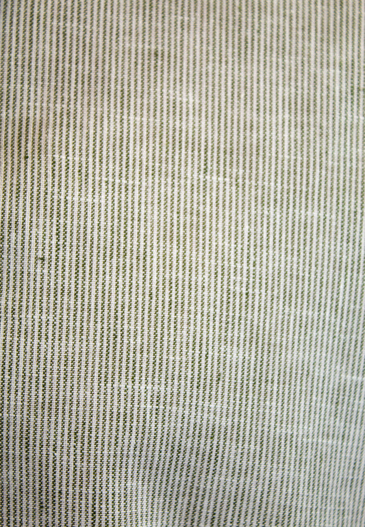Camisa de rayas con lino kaki