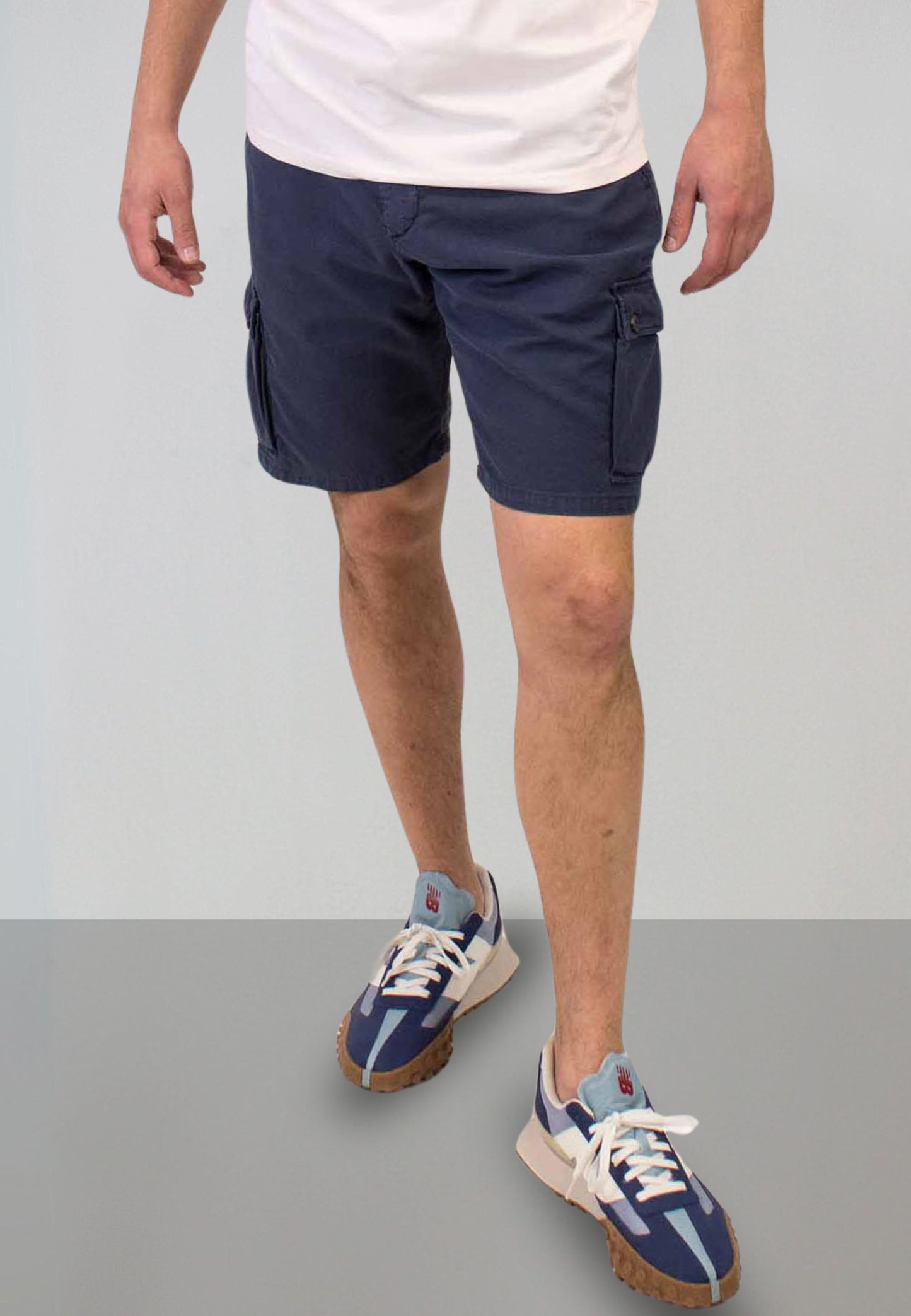 Short cargo bleu marine pour homme