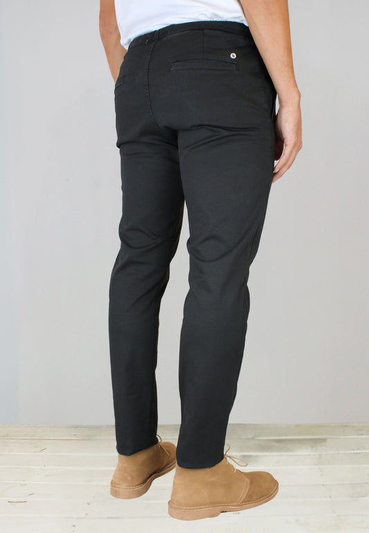 Men's black elasticated chino pants