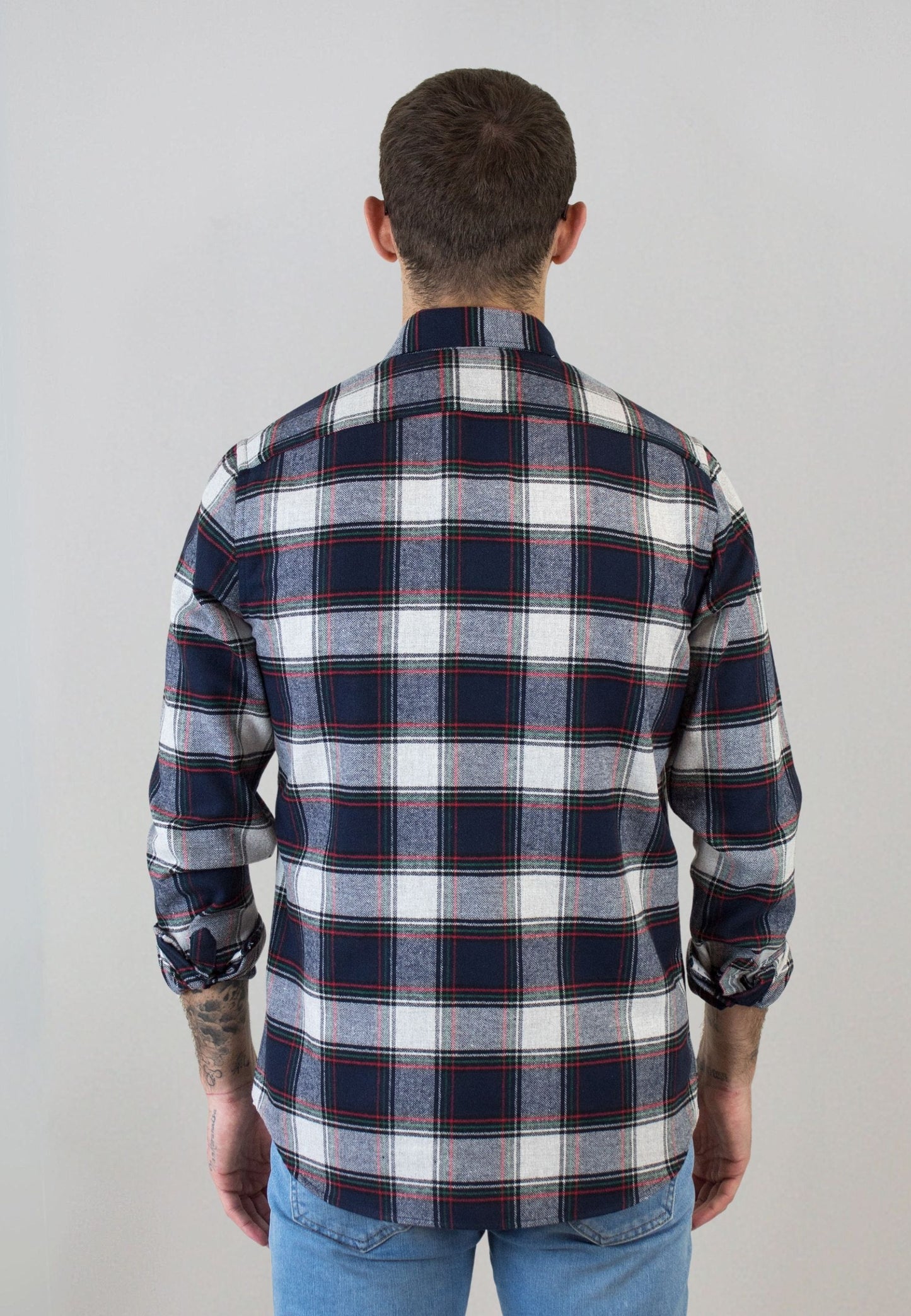 Camisa de cuadro escocés grande