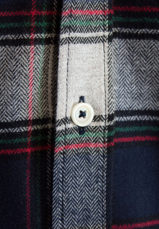 Camisa de cuadro escocés grande