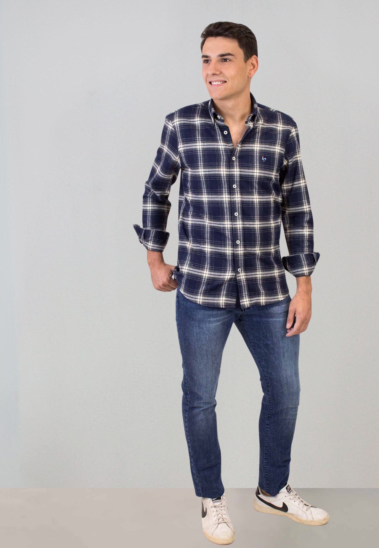 Camisa marino de cuadros claros