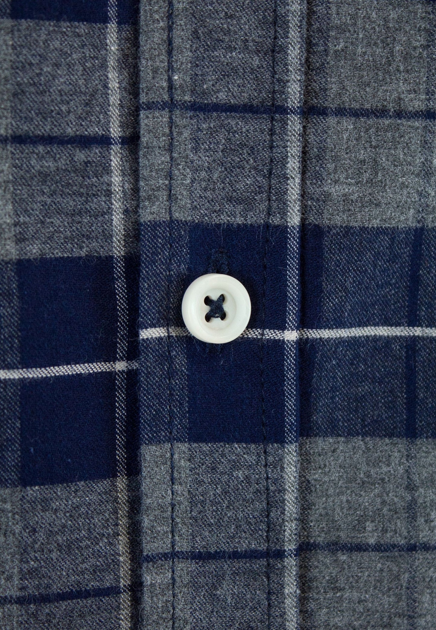 Camisa de cuadros gris y marino