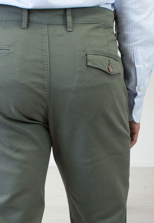 Men's black elasticated chino pants