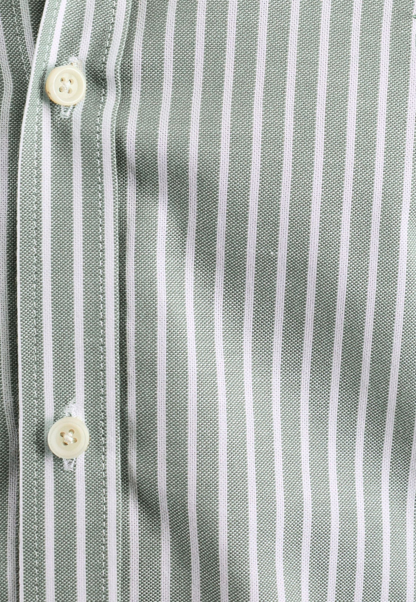 Camisa oxford de rayas anchas caqui
