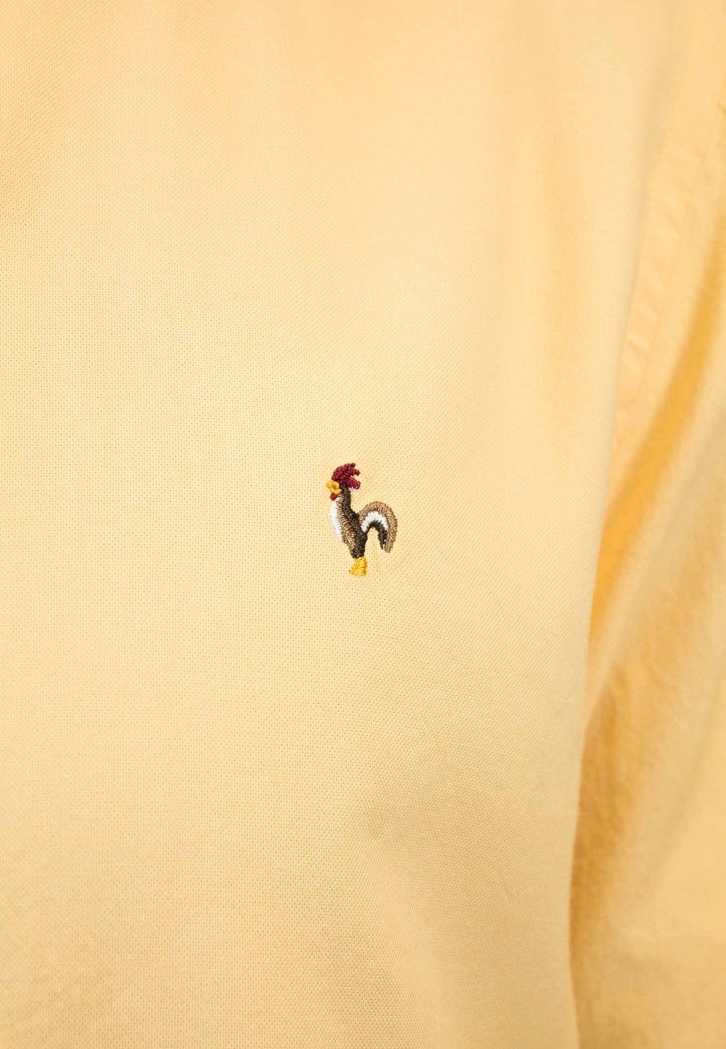 Camisa de algodón reciclado amarillo