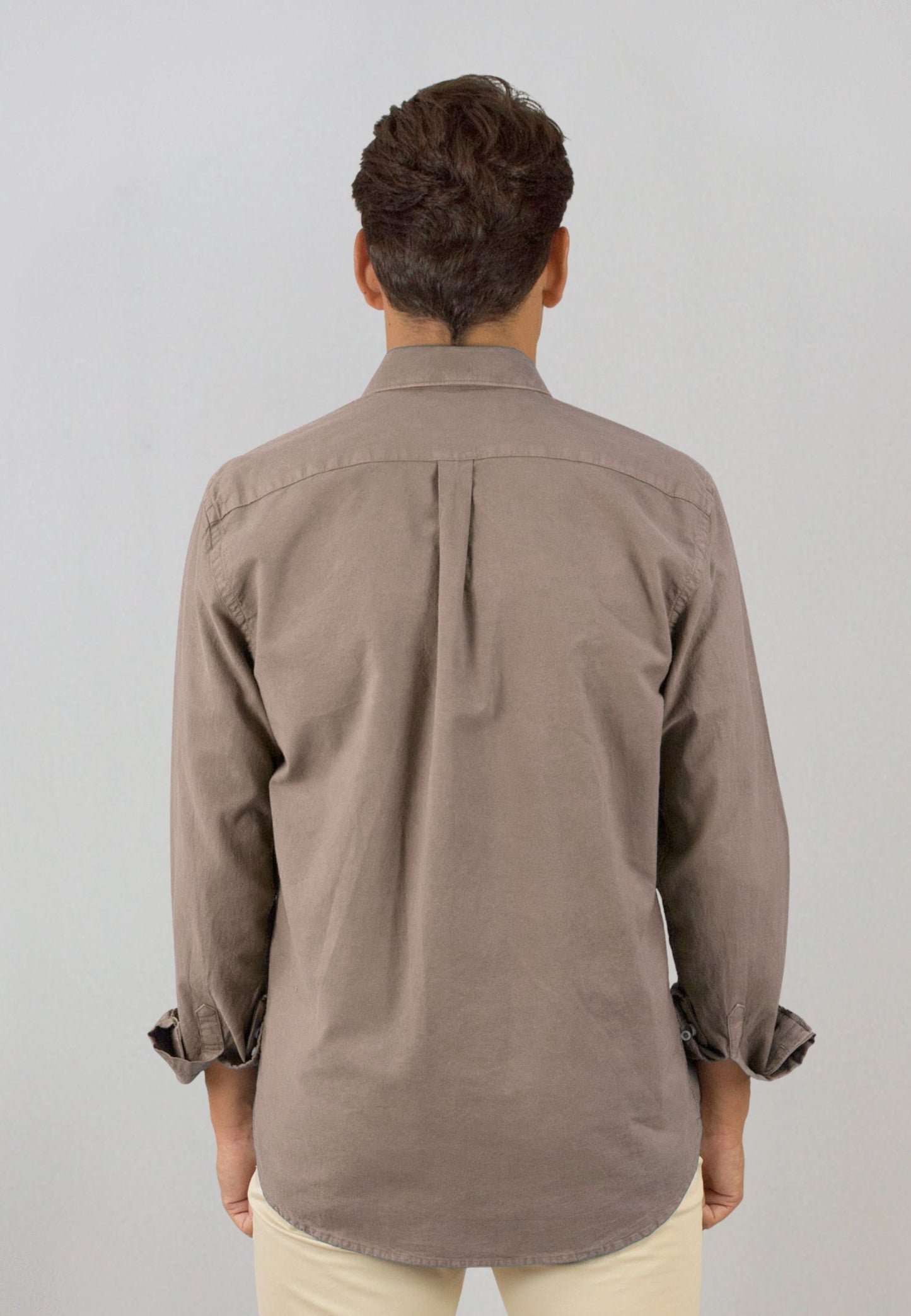 Camisa de algodón reciclado marrón