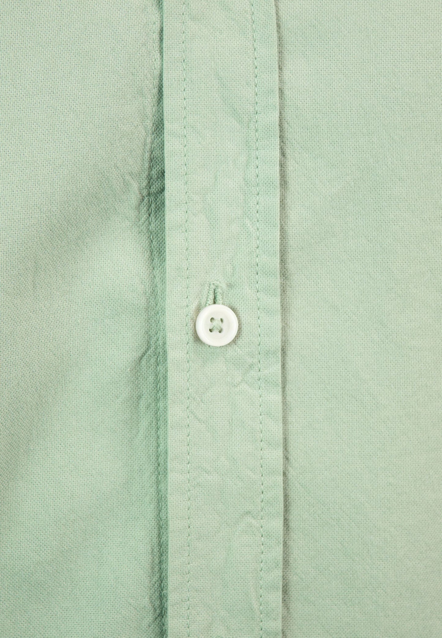 Camisa de algodón reciclado oliva