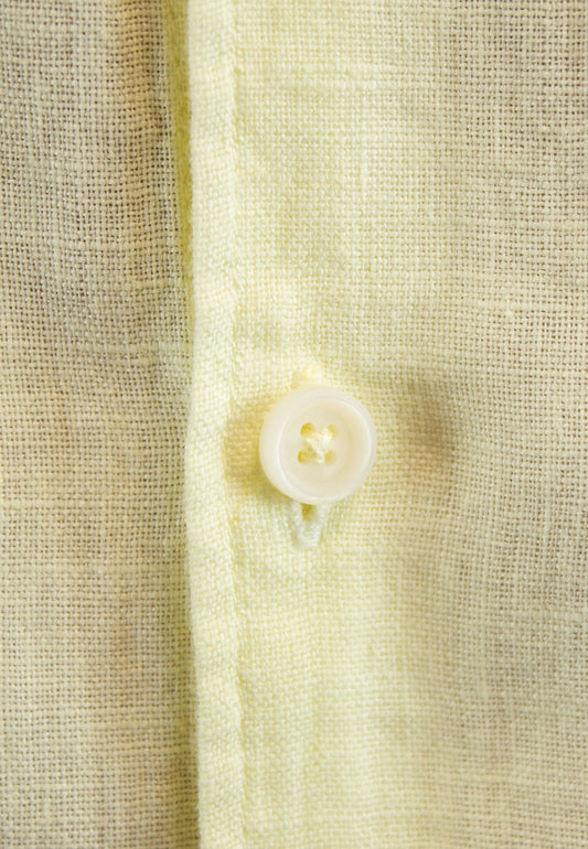 Camisa de lino amarillo cuello mao