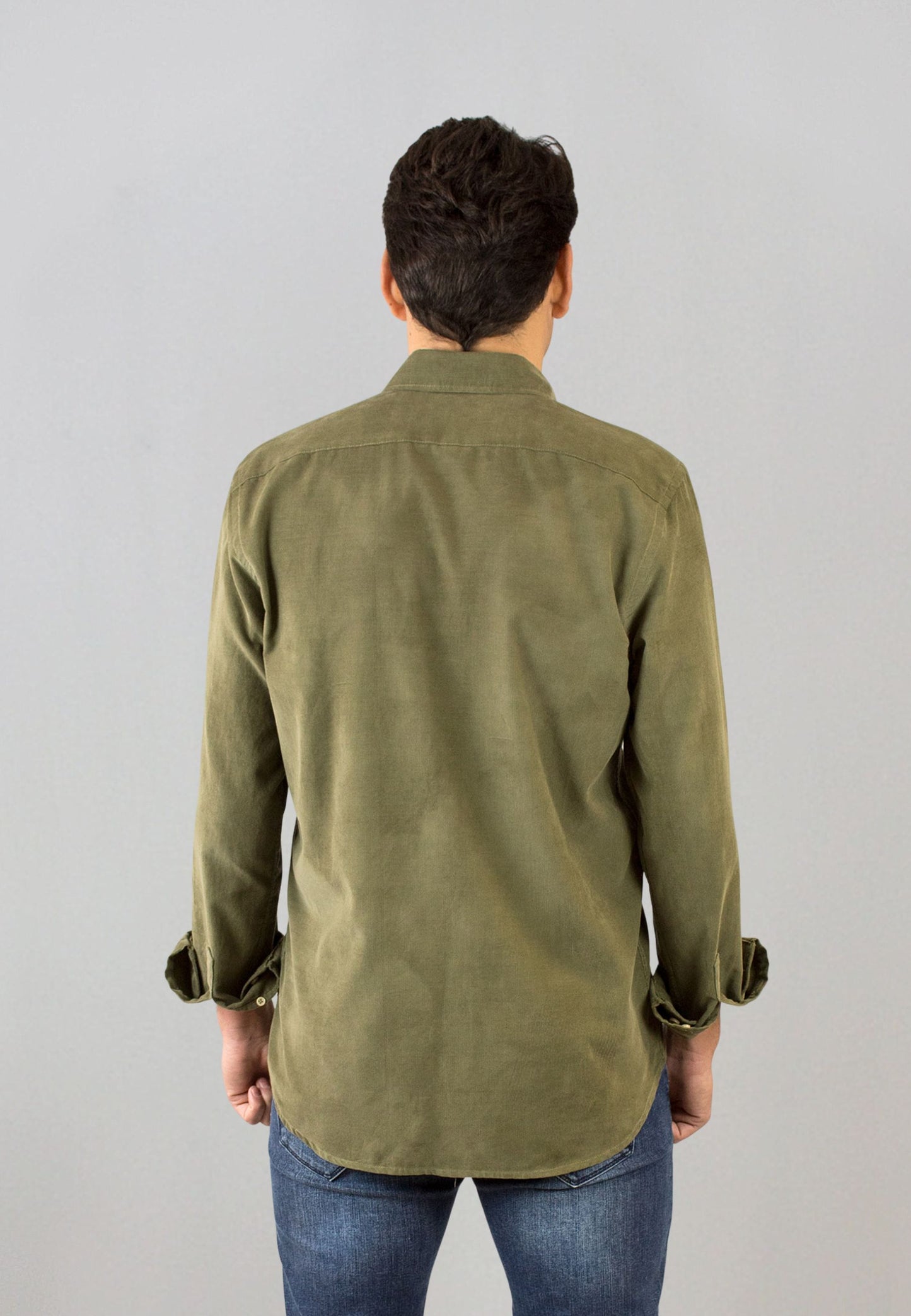 Camisa de micro pana kaki