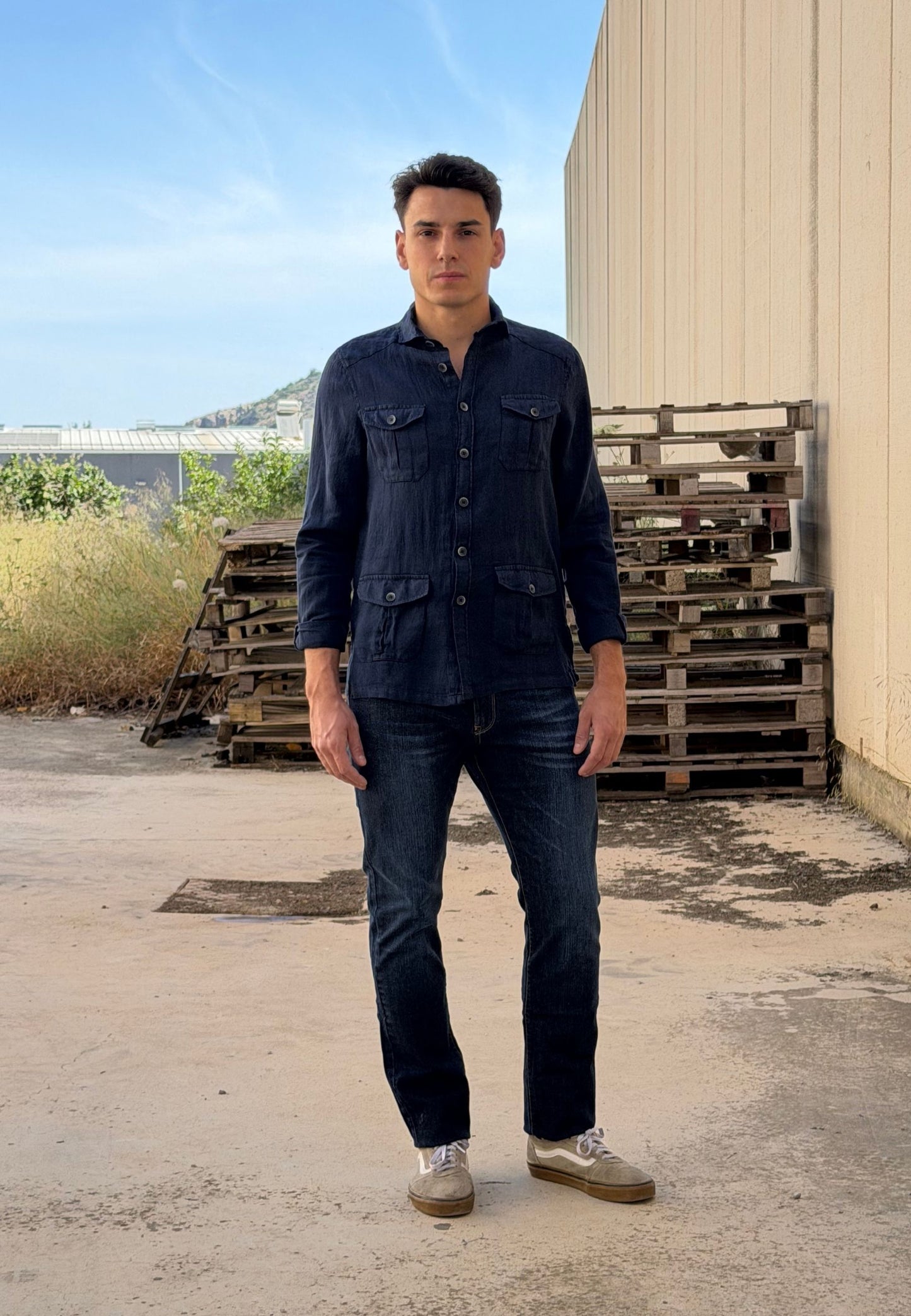 Camisa sahariana de lino azul marino