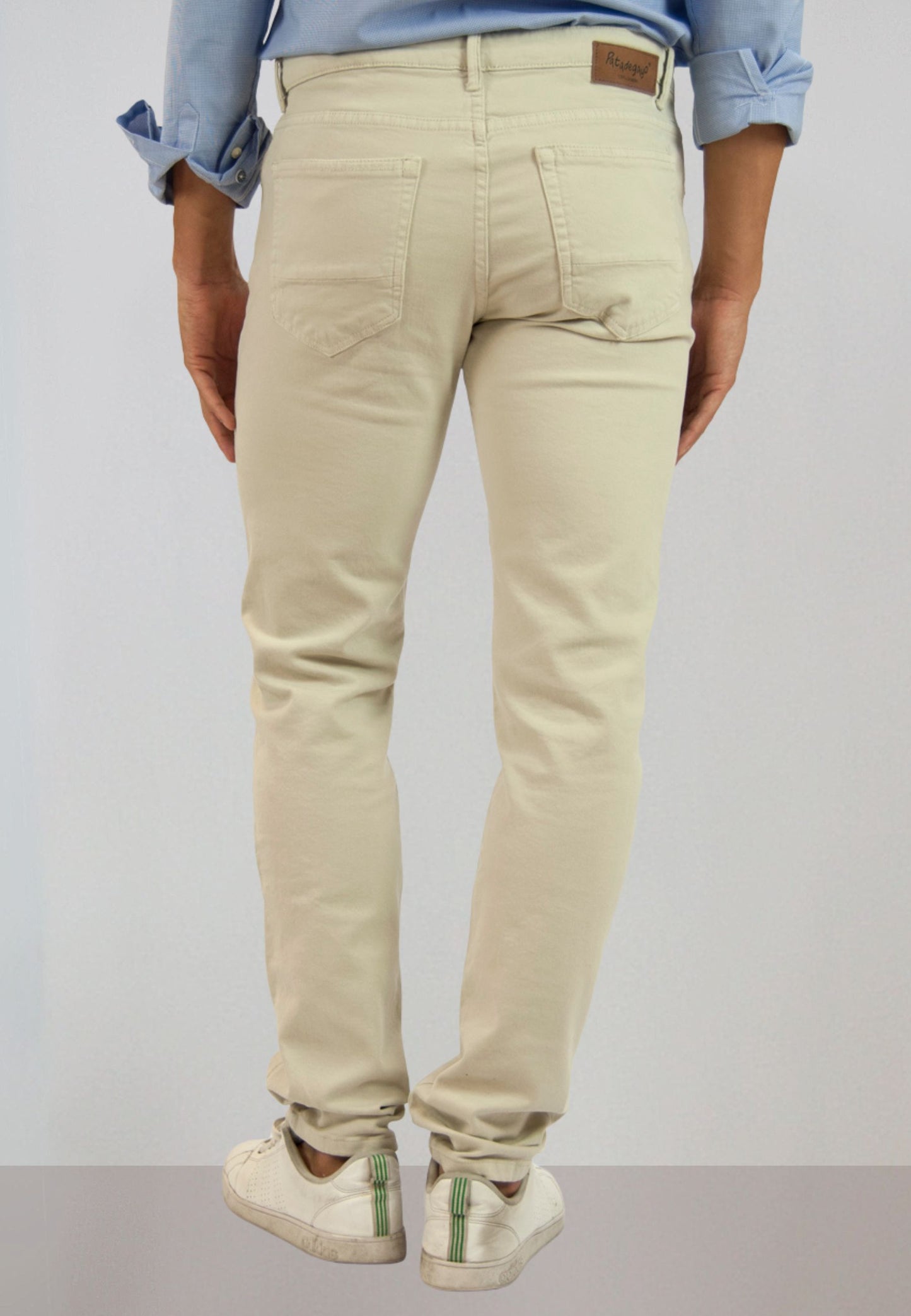 Jeans foncés pour hommes