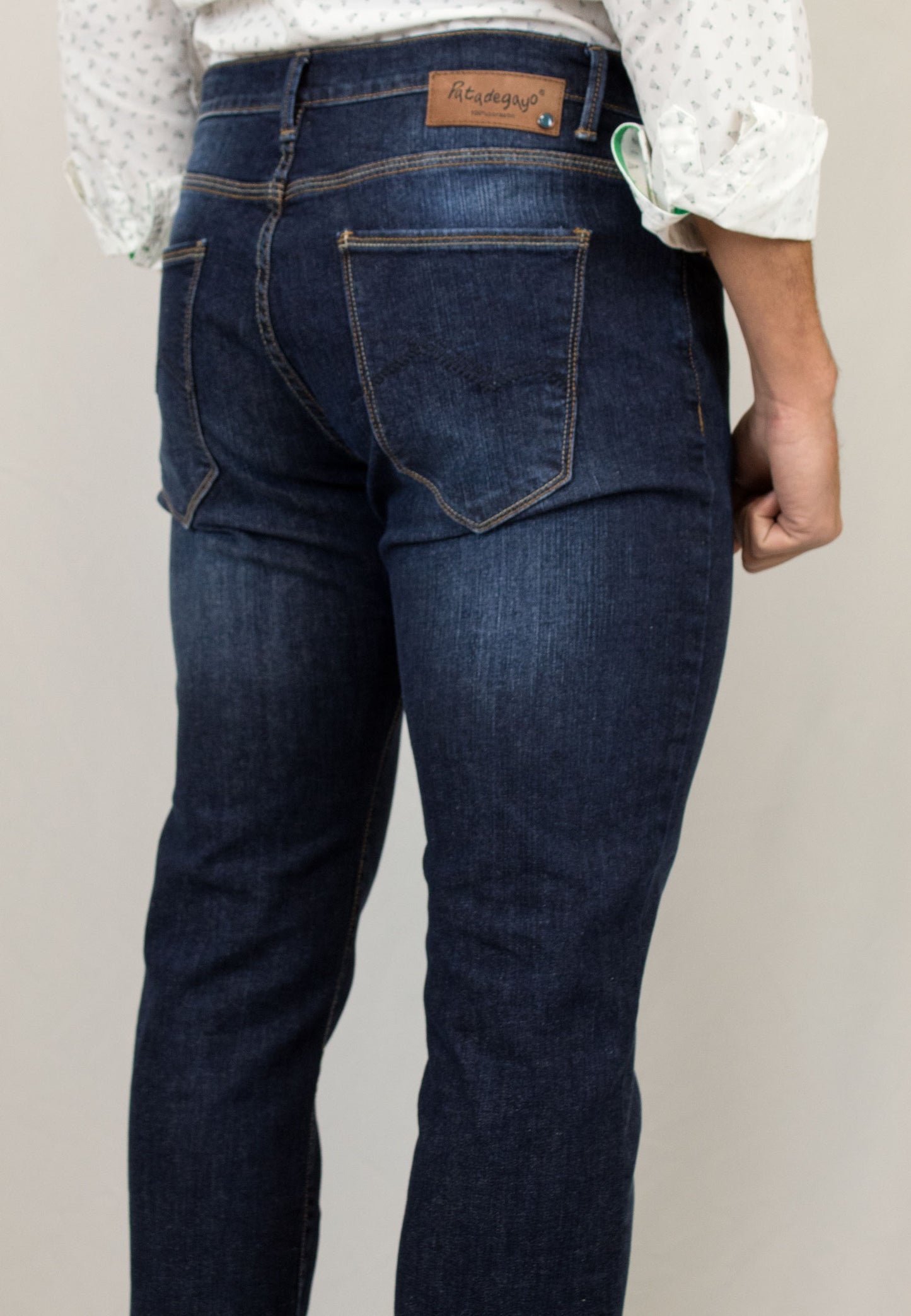 Pantalón vaquero medio para hombre