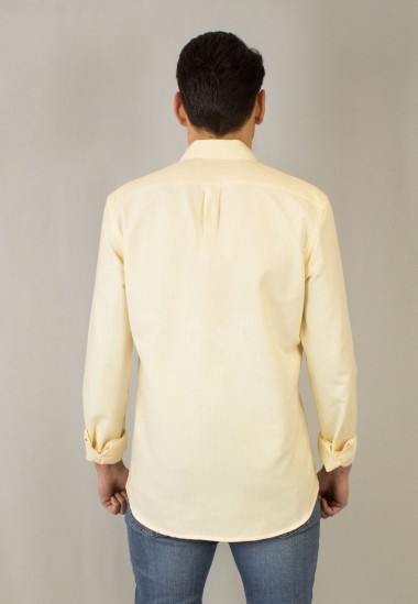 Camisa de hombre Luna amarilla de Patadegayo de calidad sostenible fabricada en España - plano trasero