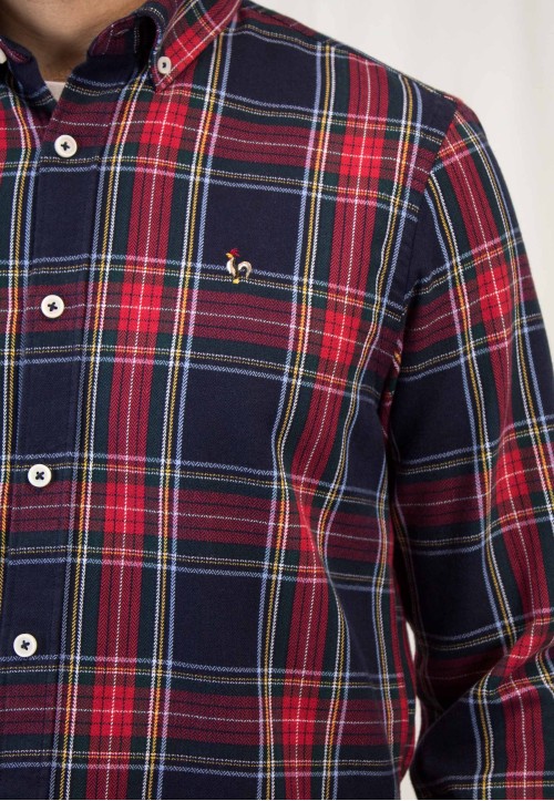 Camisa de hombre a cuadros, de Patadegayo, de calidad y sostenible, fabricada en España - plano delantero