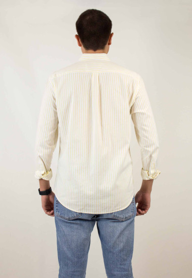 Camisa de calidad, camisa sostenible fabricada en España, camisa Stewart de Patadegayo - plano trasero