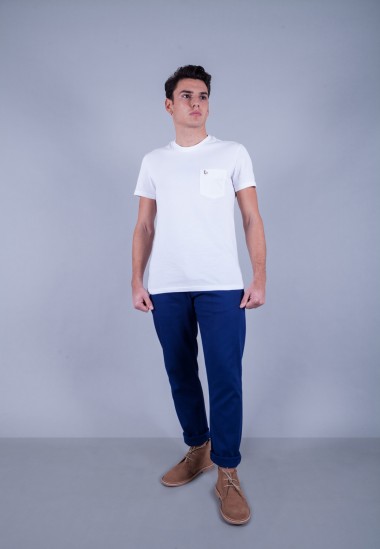 Camiseta de hombre Carmen blanca Patadegayo de calidad sostenible fabricado en España - plano completo