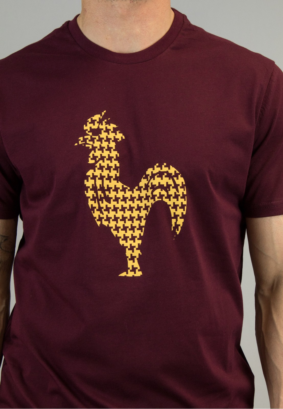 Camiseta de hombre Arcega marino Patadegayo de calidad sostenible fabricado en España - detalle