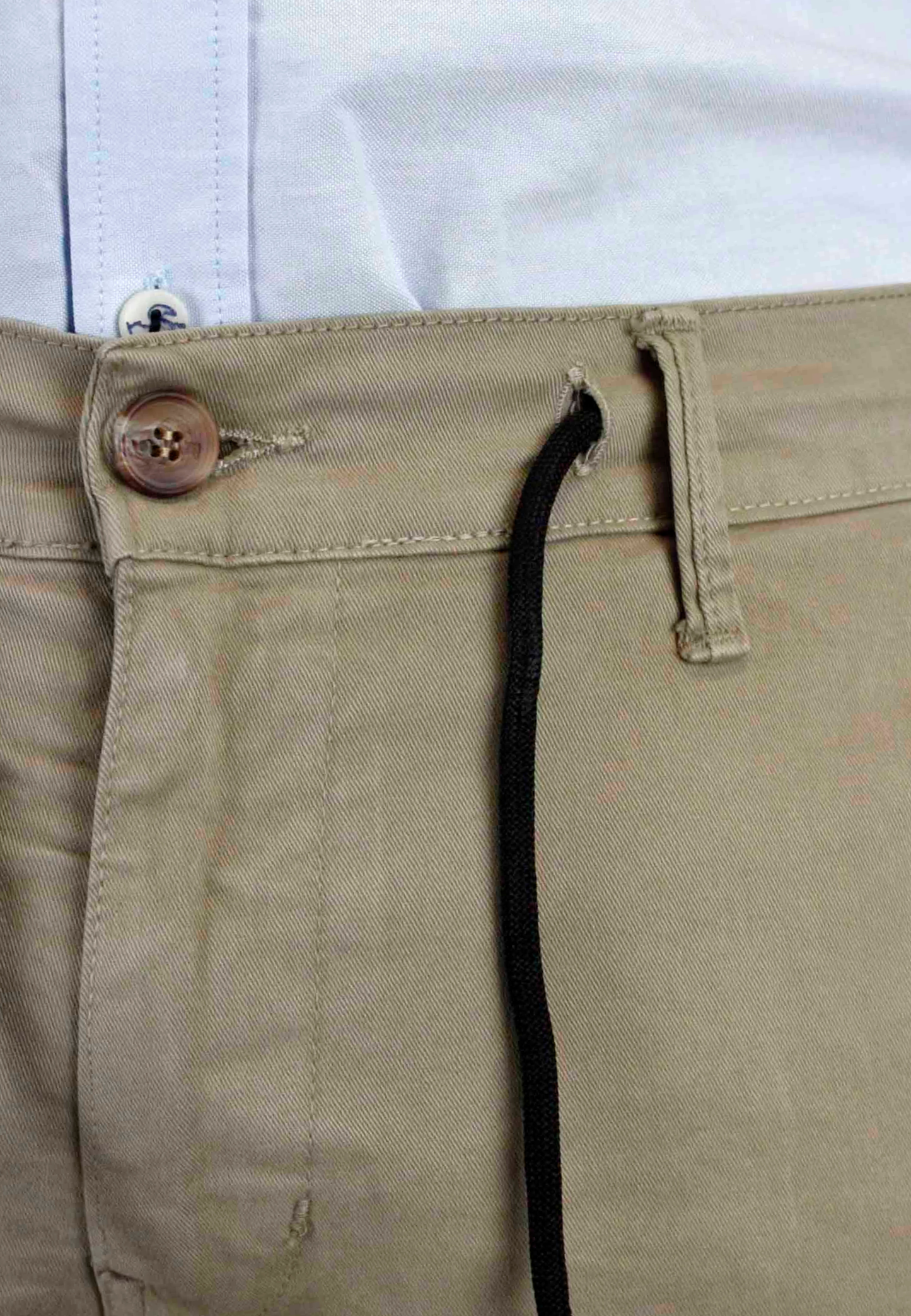 Pantalón cargo gomas tostado hombre