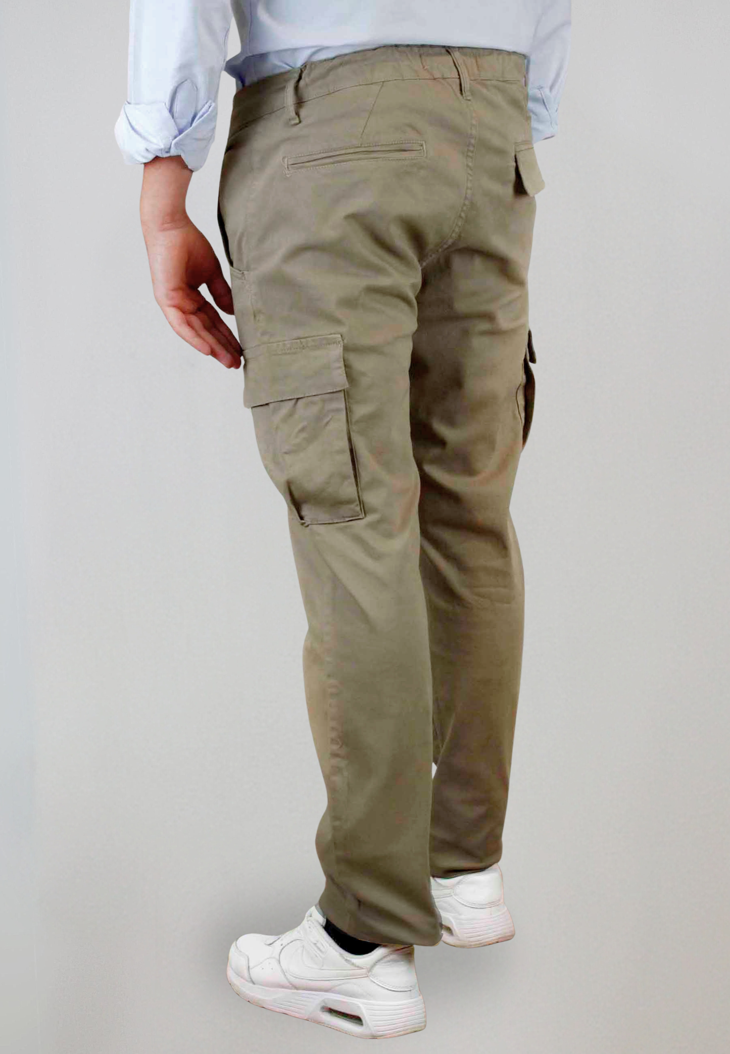 Pantalón cargo gomas tostado hombre