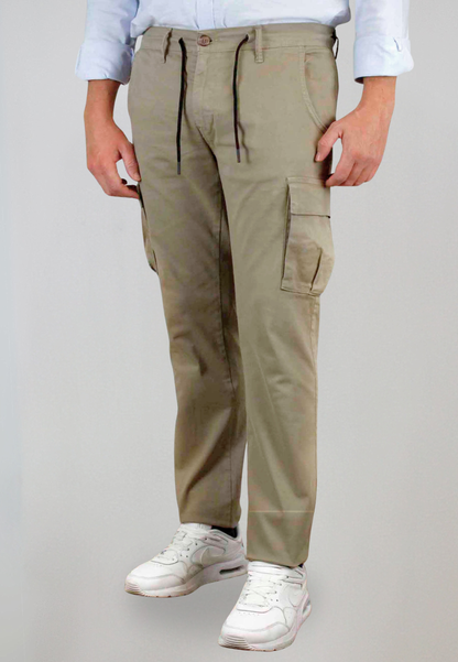 Pantalón cargo gomas tostado hombre