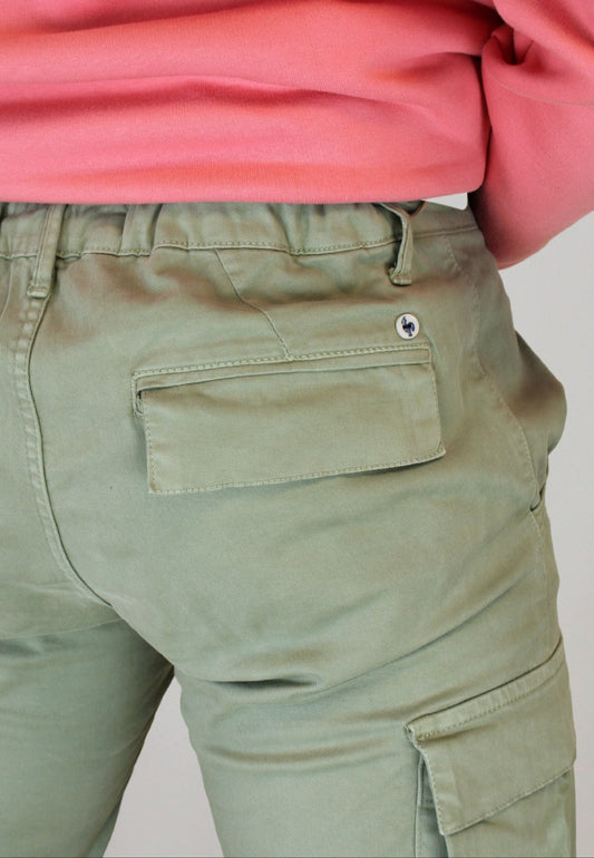 Pantalón cargo gomas kaki hombre
