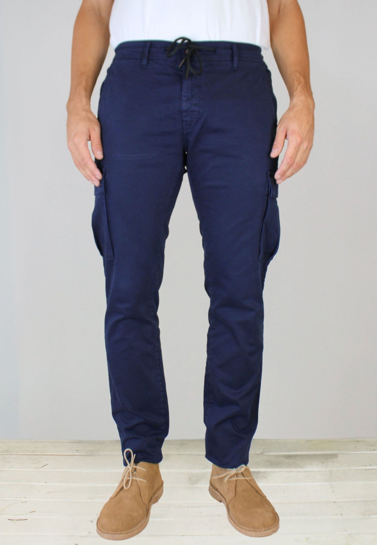 Pantalón cargo gomas marino hombre