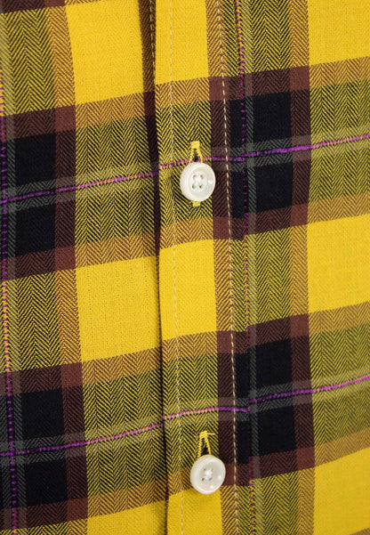 Camisa de cuadros amarillos y negros