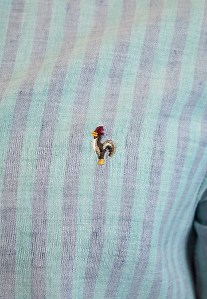 Camisa de rayas azul y verde