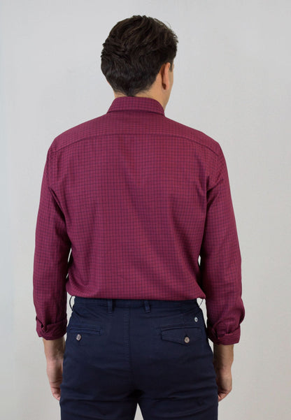 Camisa de cuadro en tinte granate