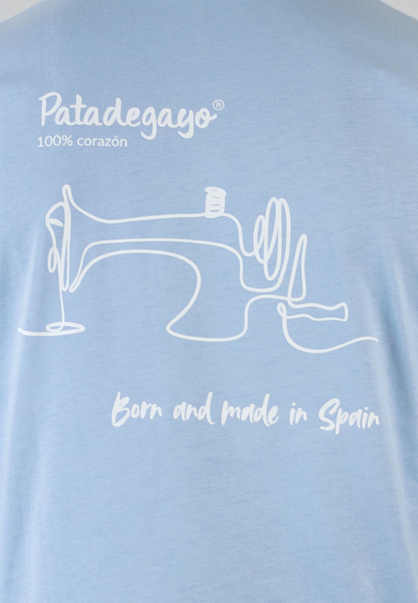 Camiseta celeste con serigrafía