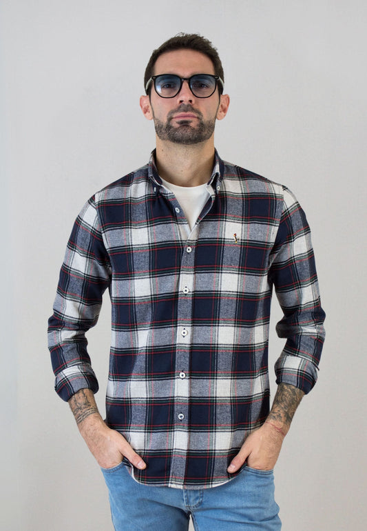 Camisa de cuadro escocés grande