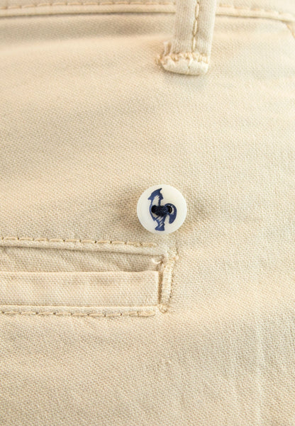 Bermuda tipo chino crema hombre