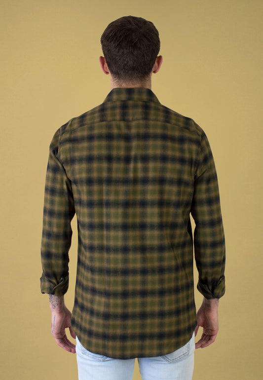 Camisa de franela a cuadros verdes