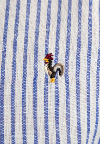 Camisa de rayas de lino azul