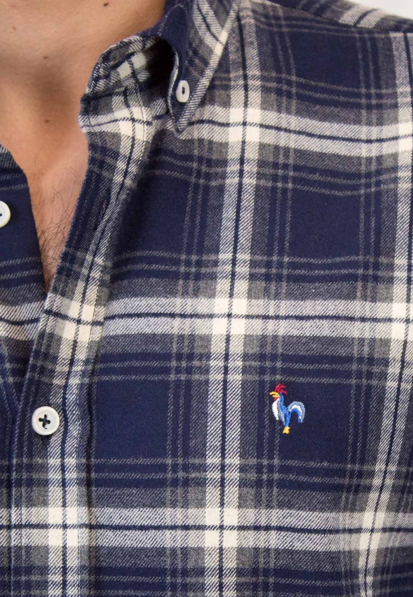 Camisa marino de cuadros claros