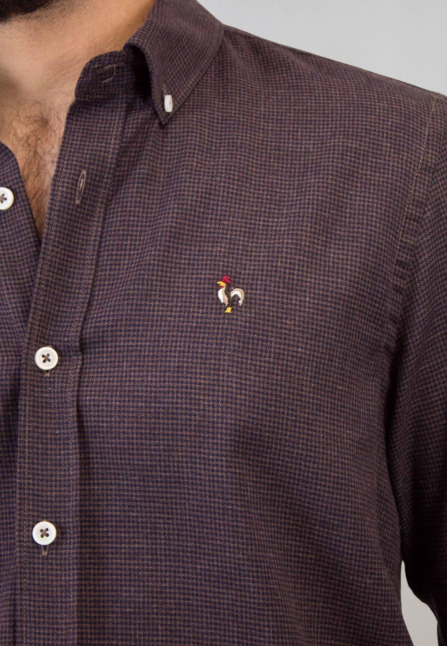 Camisa en pata de gallo granate