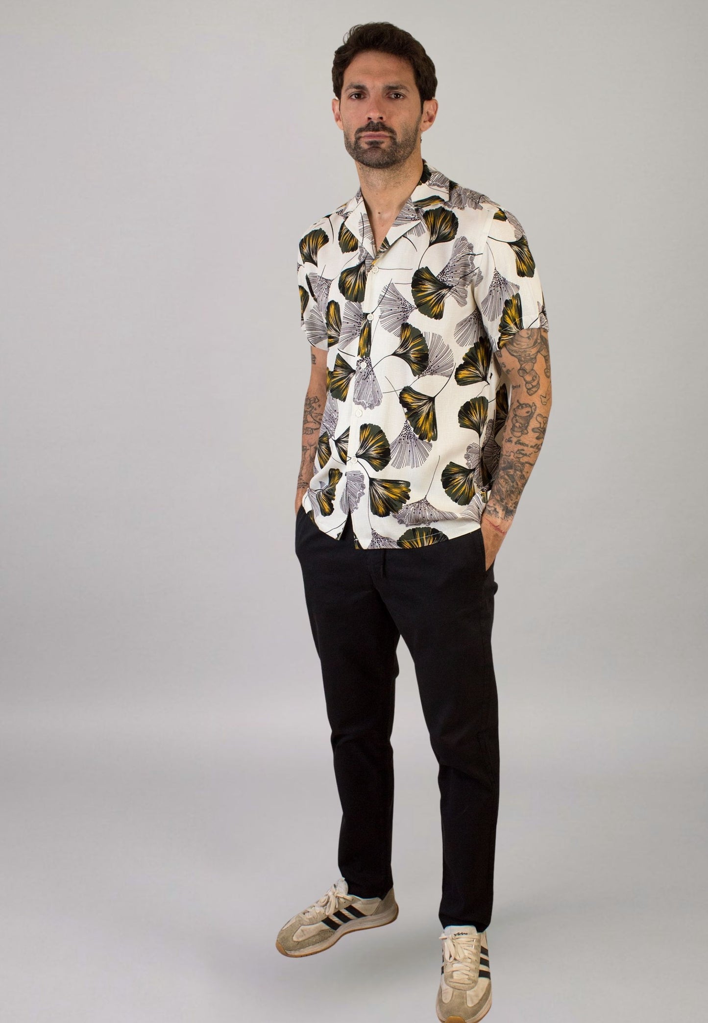 Camisa manga corta estampado flores