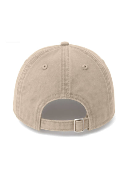 Gorra beige con gallo bordado al tono