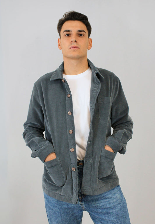 Sobrecamisa de pana gris con bolsillos