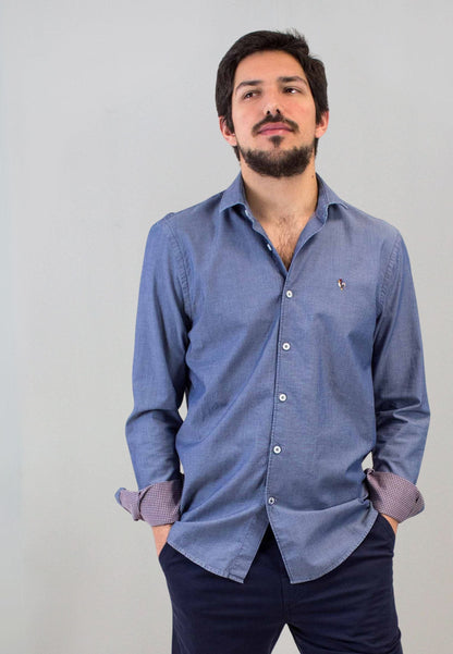 Camisa denim con detalle