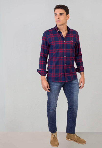Camisa marino de cuadros rojos