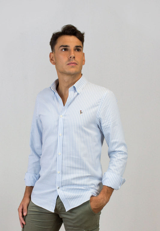 Camisa oxford de rayas anchas celeste