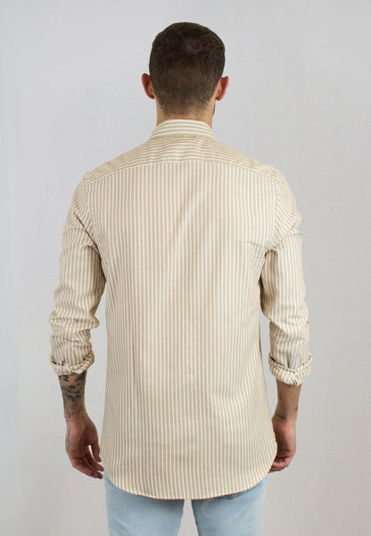 Camisa oxford de rayas anchas beige