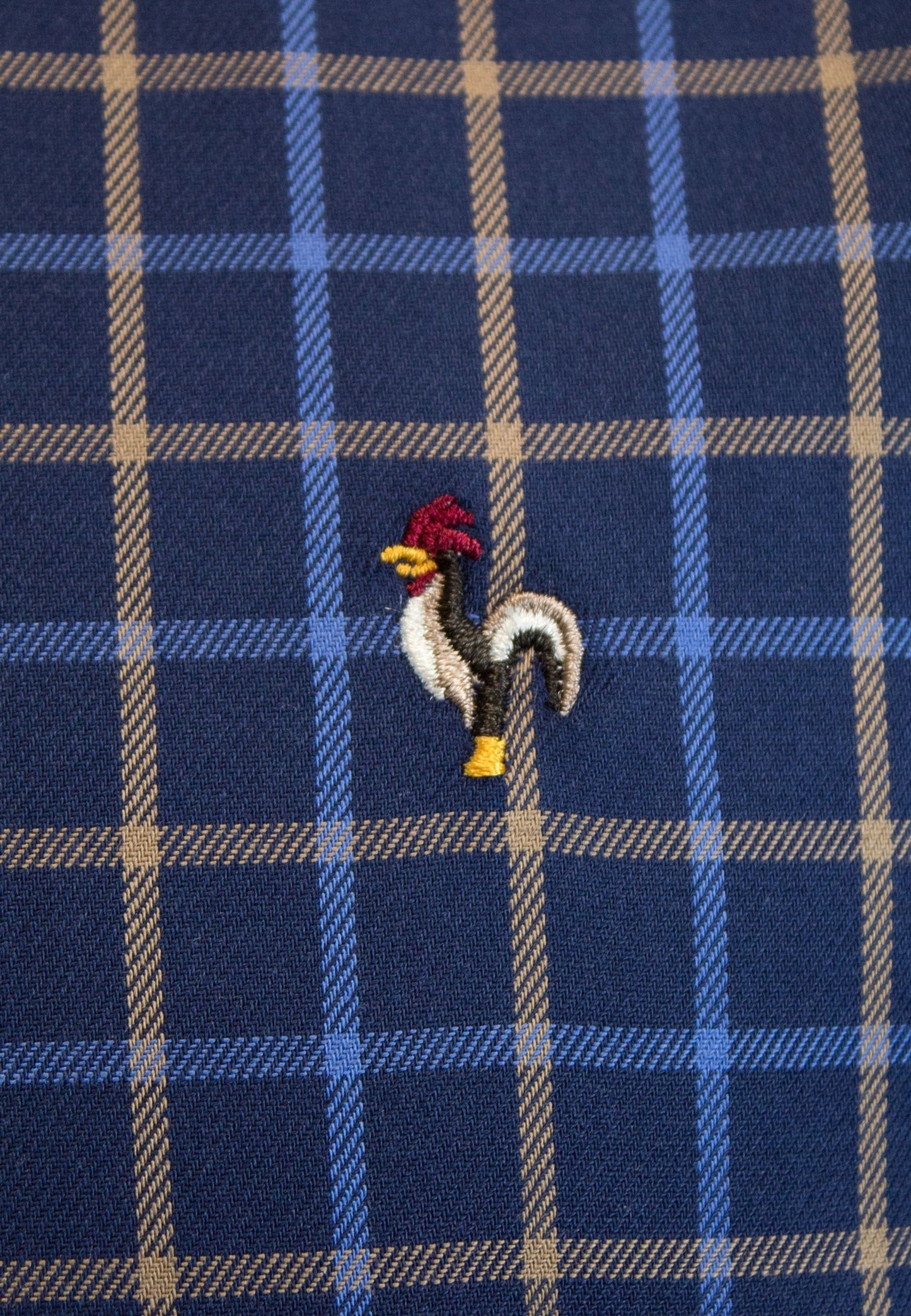 Camisa de cuadros azules y marrones