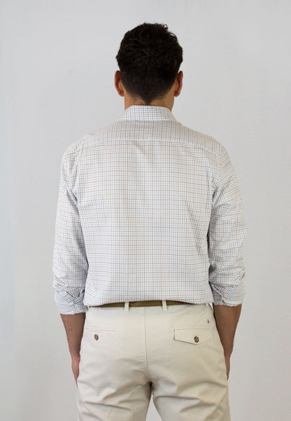 Camisa de cuadros celestes y beige