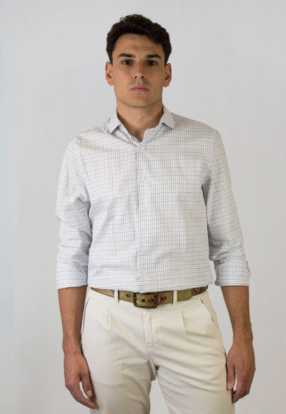 Camisa de cuadros celestes y beige