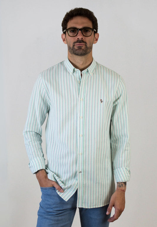 Camisa de rayas turquesa y blanca