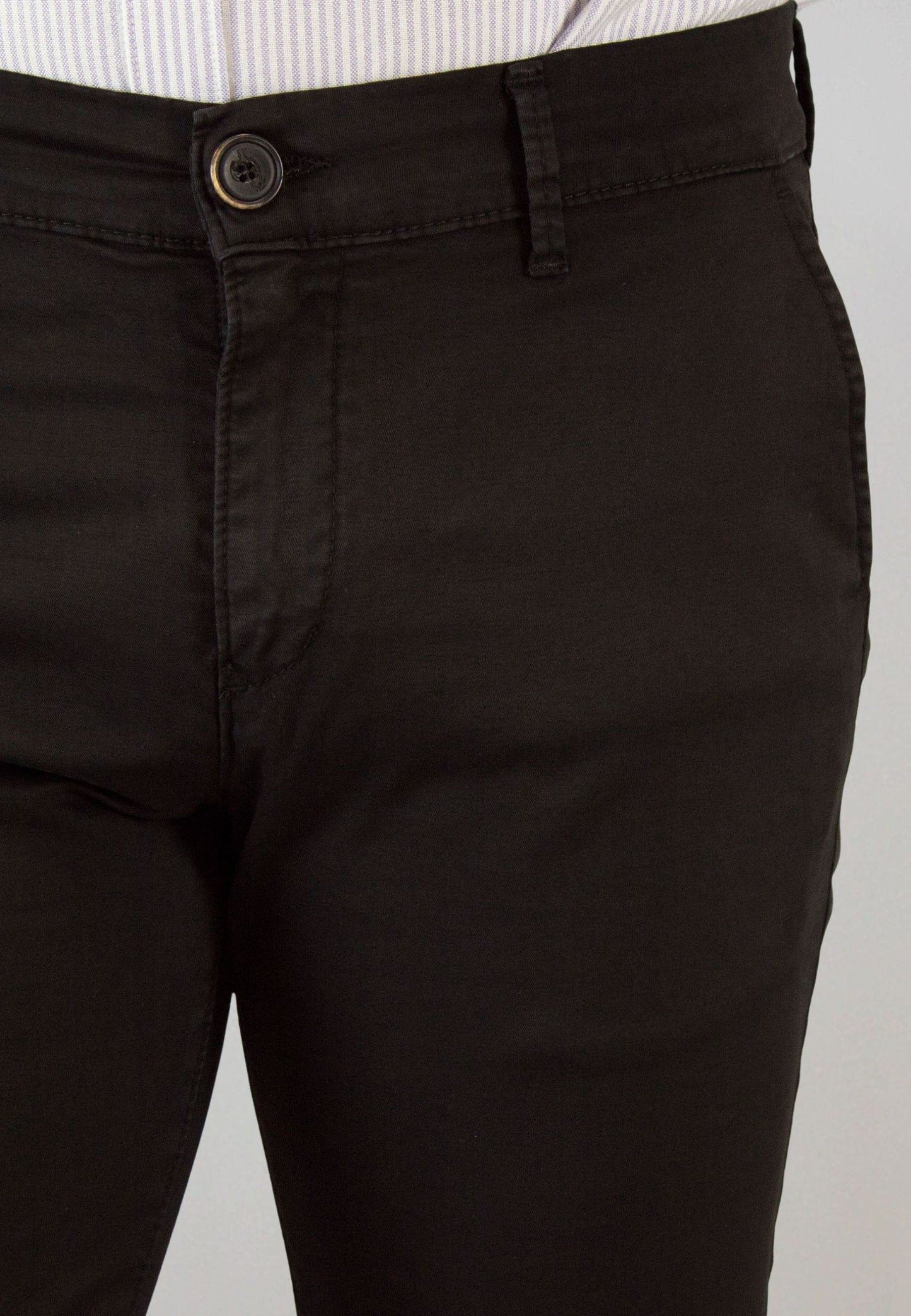 Men's black elasticated chino pants