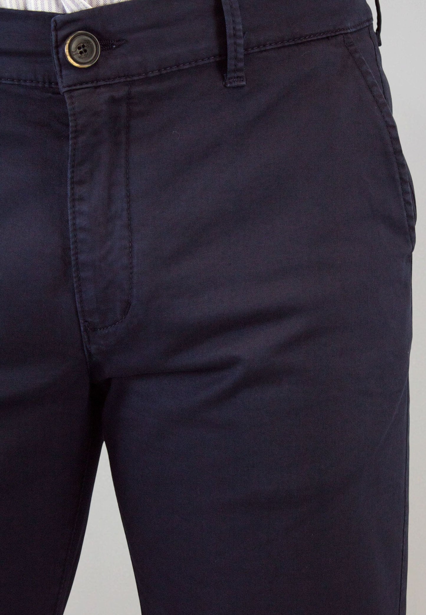 Men's black elasticated chino pants